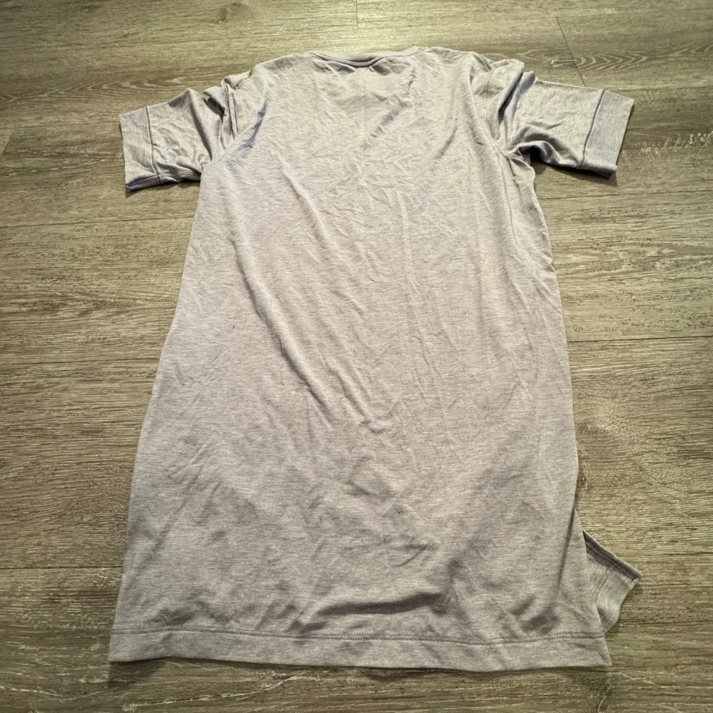 Nike Shirt Mens S Gray Performance Dri-FIT Transcend Yoga Training AJ8796-056